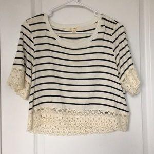 Lace Detail Top (CAN ONLY BE IN A BUNDLE)